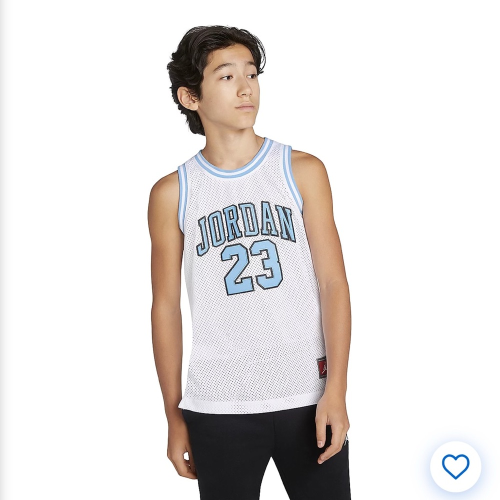 Jordan 23 Size Medium 10-12y Boys Jersey in White and Light Blue